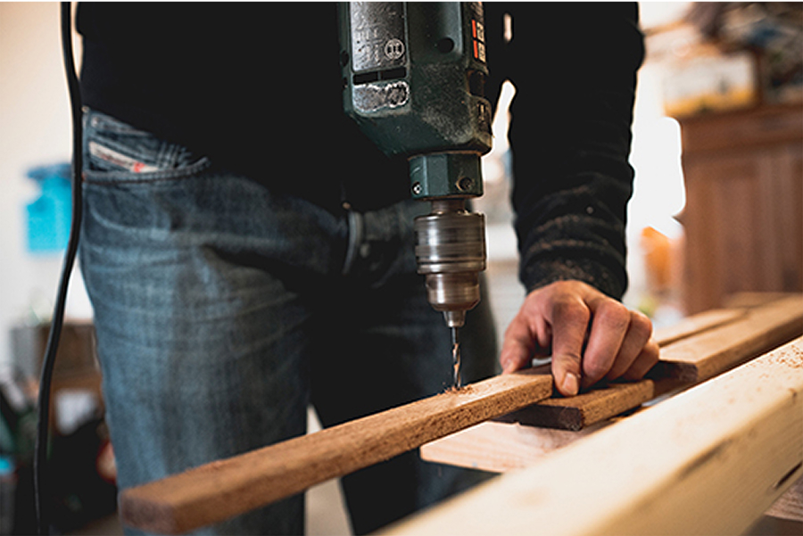 Drilling Works on Wooden and Metal Surfaces​